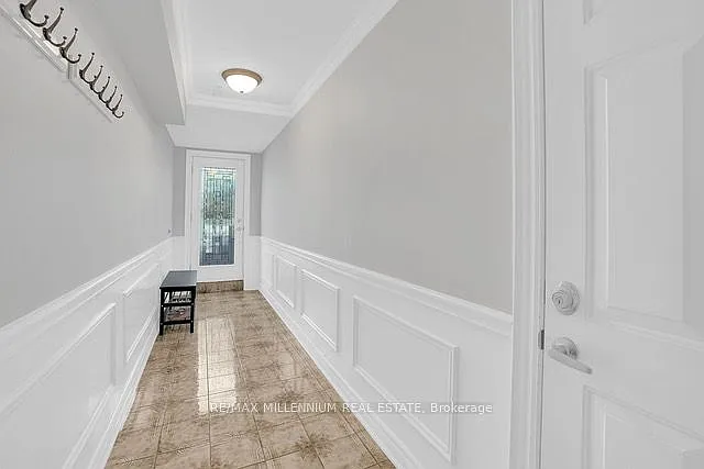 Building Photo - 99 Willis Rd #LOWER