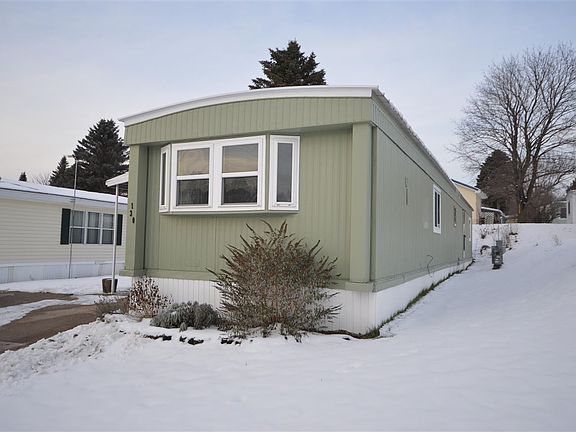 4th image of 526 N Lake St Lot 130