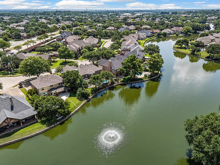 351 Cove Dr — Photo 48
