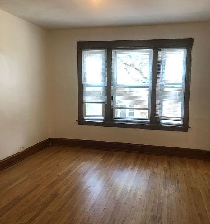 1st image of 1119 N Kildare Ave #1