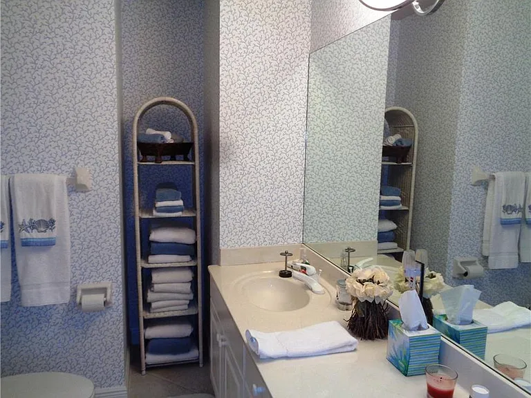 610 Laguna Royale Blvd #1002 — Photo 19