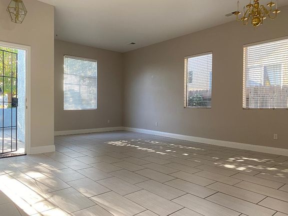 5th image of 8174 Laguna Brook Way
