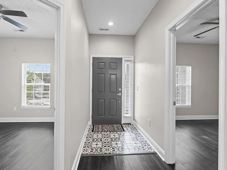 5026 Belleglen Ct #202 — Photo 39