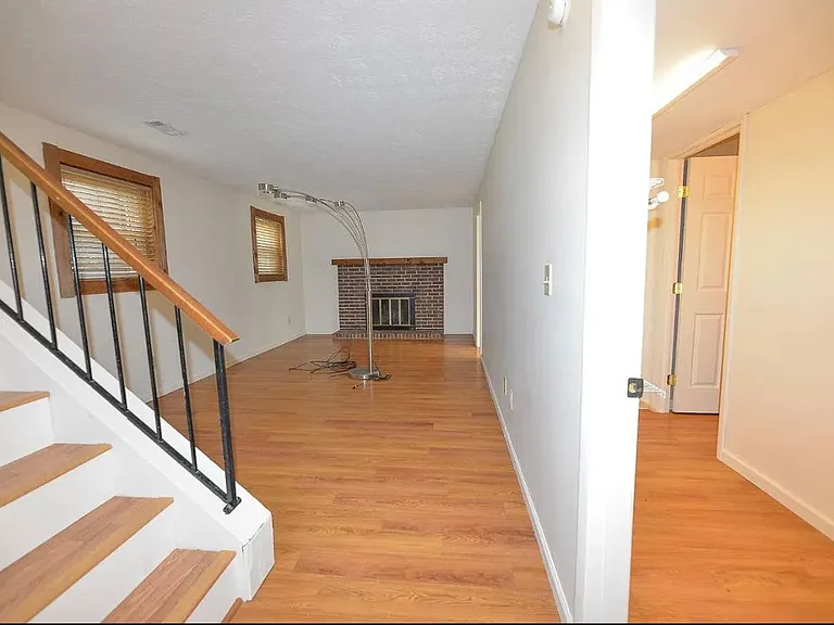 1277 Blue Ridge Way — Photo 8