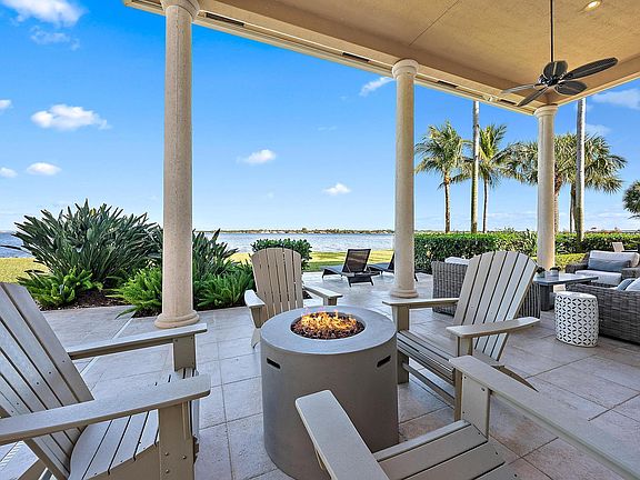 5th image of 166 SW Palm Cove Drive