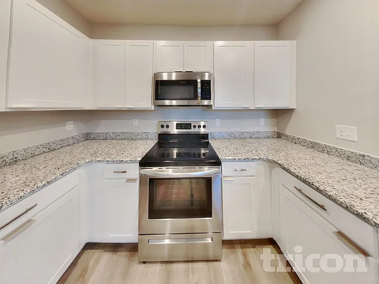 338 Victory Cir — Photo 7