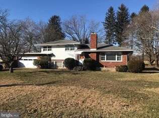 95 Old Dutch Mill Rd, Malaga, NJ 08328