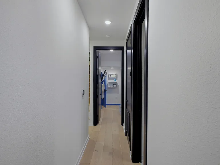 719 E Locust St #4107 — Photo 19