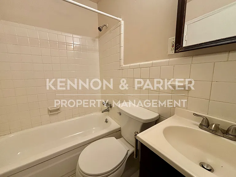 4494 Longview Dr — Photo 23