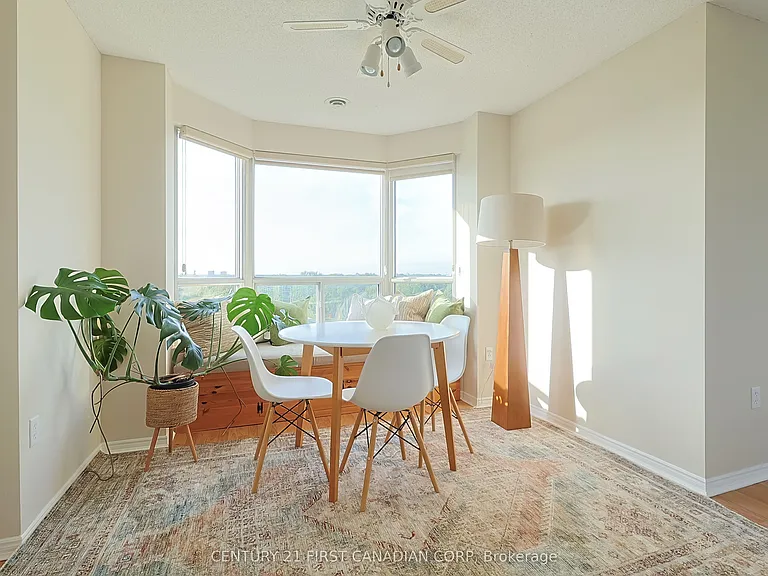 30 Chapman Ct #1001 — Photo 14