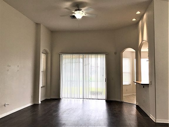3rd image of 8350 Moccasin Trail Dr