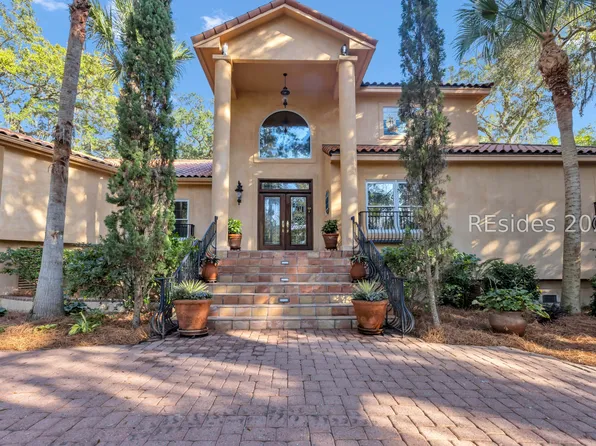 4 Lookout, Hilton Head Island, SC 29928