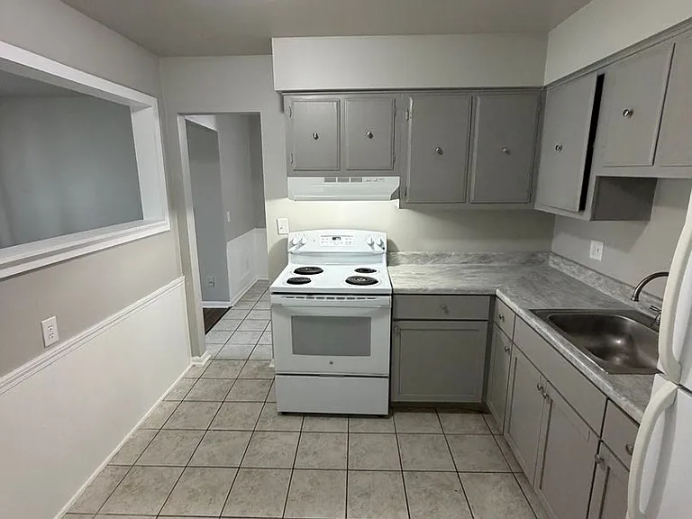 707 E Mount Hope Ave — Photo 4