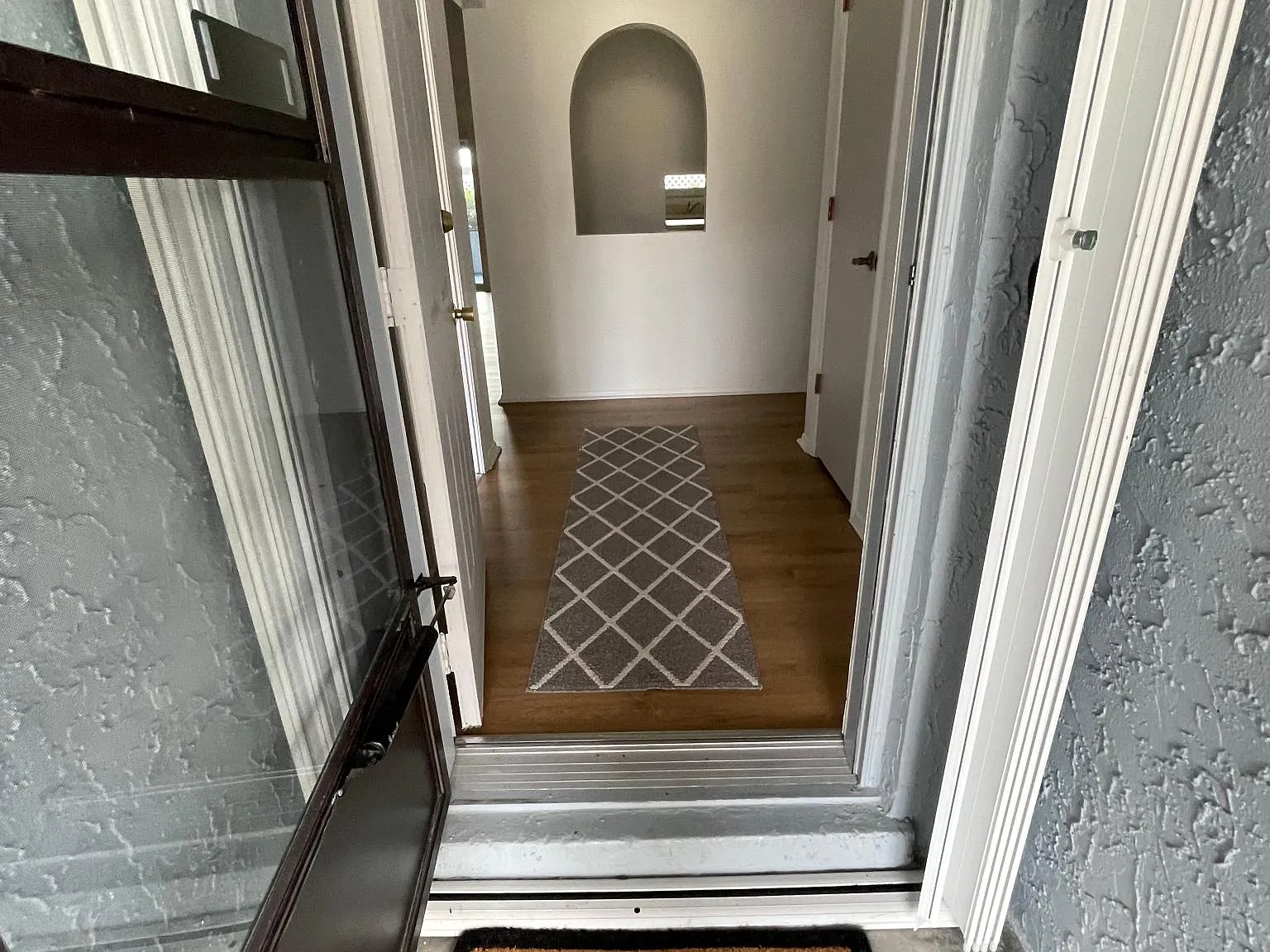 895 Copperleaf Ln — Photo 1
