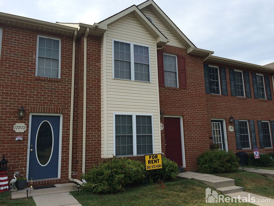 1st image of 17974 Hickory Ln
