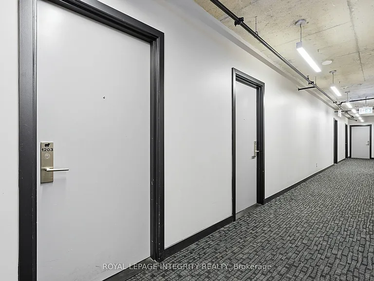 203 Catherine St #1203 — Photo 6