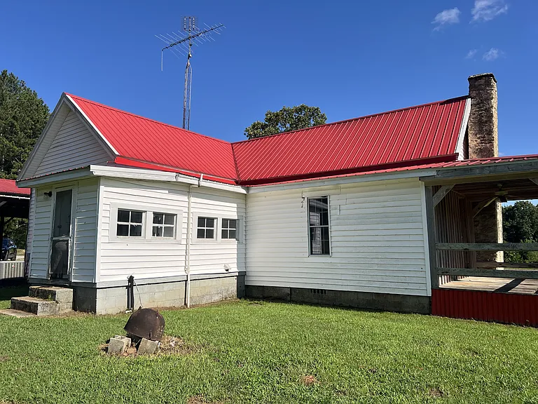 1092 County Road 8 — Photo 3