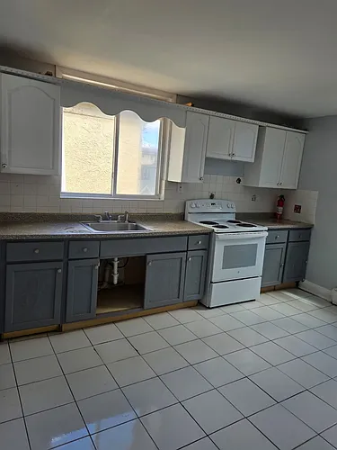20 Baldwin Ave Photo 1