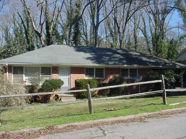 559 Woodland Hills Dr, Athens, GA 30606