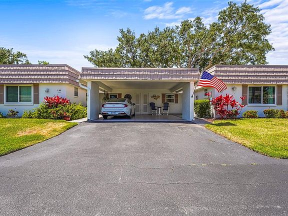 3rd image of 2531 RIVERBLUFF PARKWAY #V181
