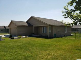 602 Botaka Loop, Benton City, WA 99320