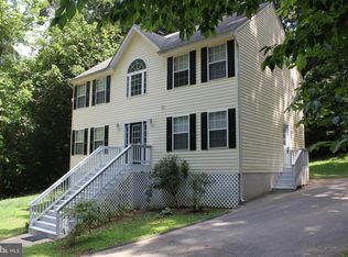 6098 Fir Rd, Saint Leonard, MD 20685