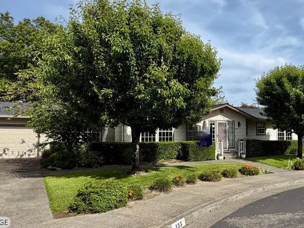 135 Fulton Place, Windsor, CA 95492