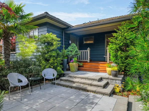 9253 View Avenue NW, Seattle, WA 98117