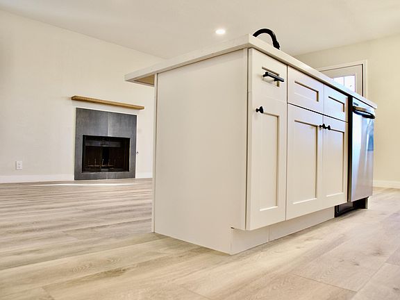 Lovely view of the fireplace