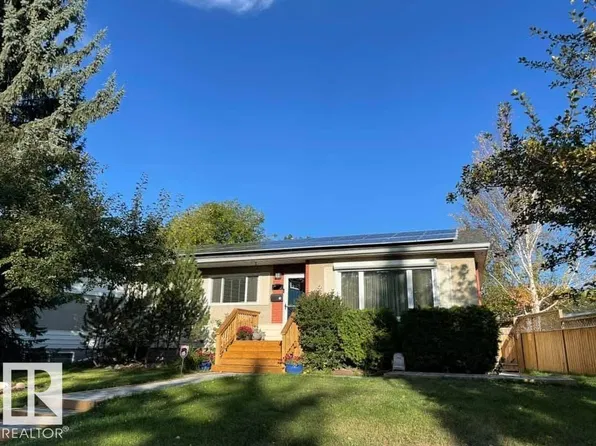 7704 102nd Ave NW, Edmonton, AB T6A 0P4