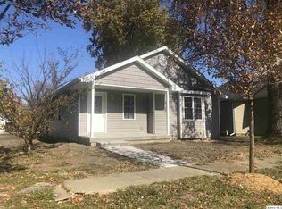 231 W Main St, Mt Sterling, IL 62353