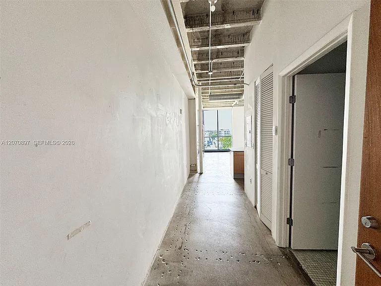 8101 Biscayne Blvd #R-411 — Photo 4