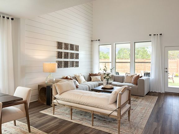 Bright and Open Gathering Room