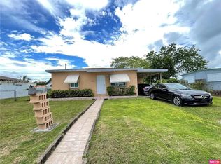 10950 SW 216th St, Miami, FL 33170