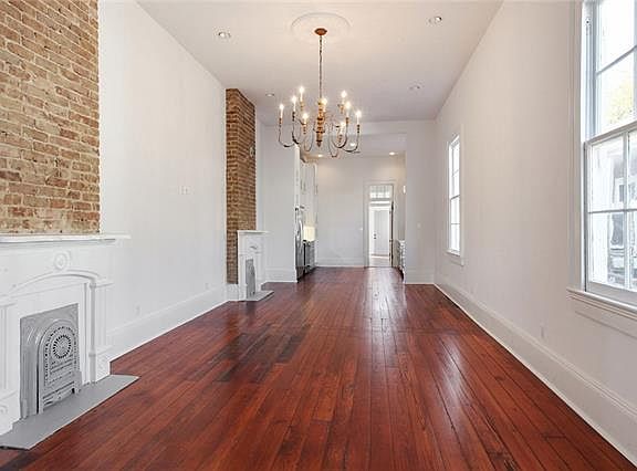 4th image of 610 Louisa St