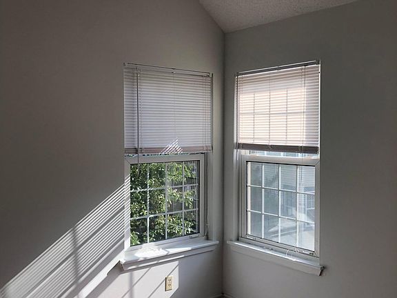 2nd image of 507 Oscar Loop APT 304