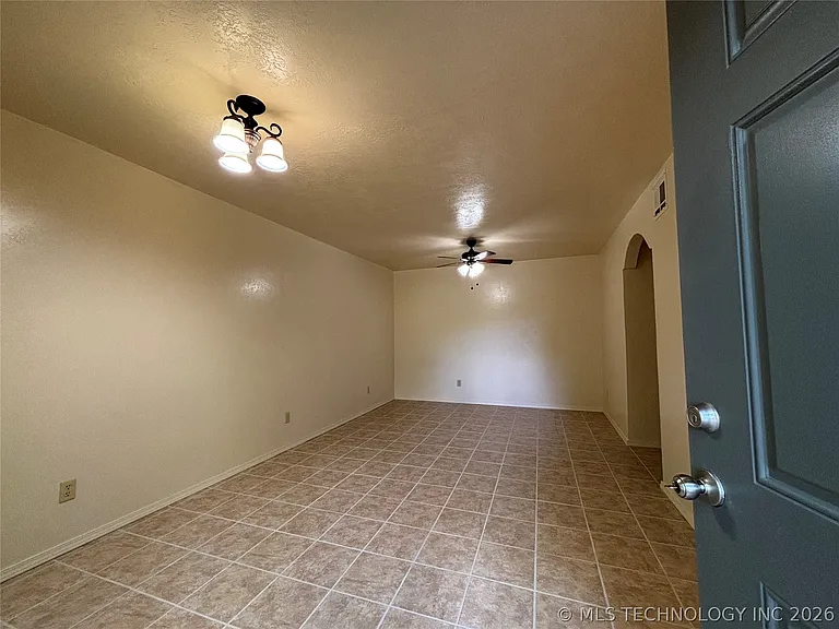 37 Bitter Sweet Ln — Photo 10
