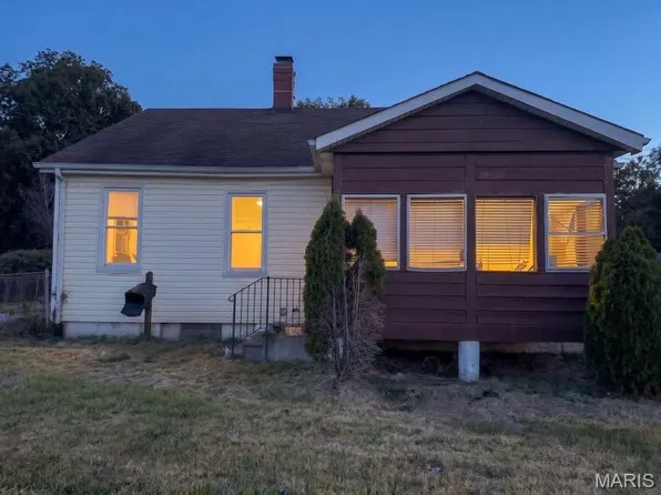 3307 Marvin Ave, Saint Louis, MO 63114