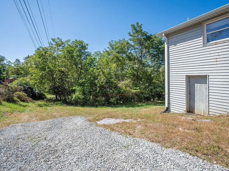 7278 Manns Dr — Photo 19