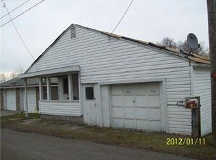 126 Neal St, Ford City, PA 16226