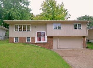 3204 Cheyenne Blvd, Sioux City, IA 51104
