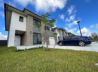 217 NW 12th St, Florida City, FL 33034