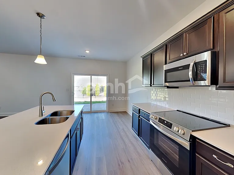 4326 Effie Seward Dr — Photo 4