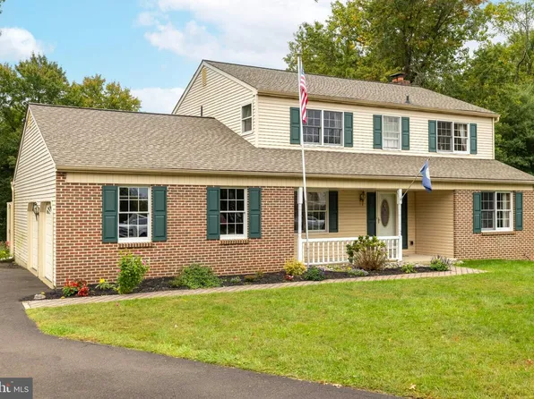 340 Arionne Dr, Hatboro, PA 19040