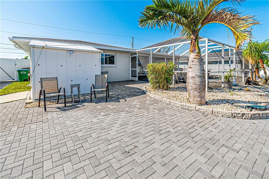 3 bed, 1365 sqft, $3,000 — Photo 4