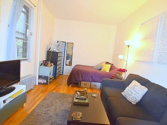 3rd image of 244 W 101st St APT 2B
