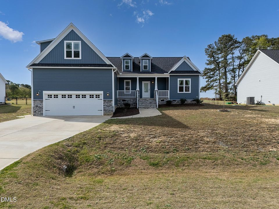 1st image of 319 Lowery Ln