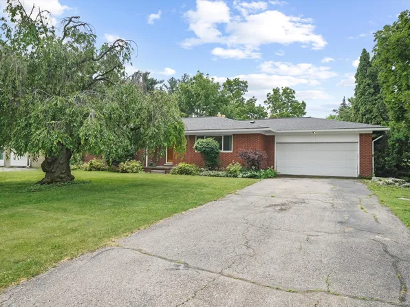 45145 Jeanette Ave, Van Buren Township, MI 48111