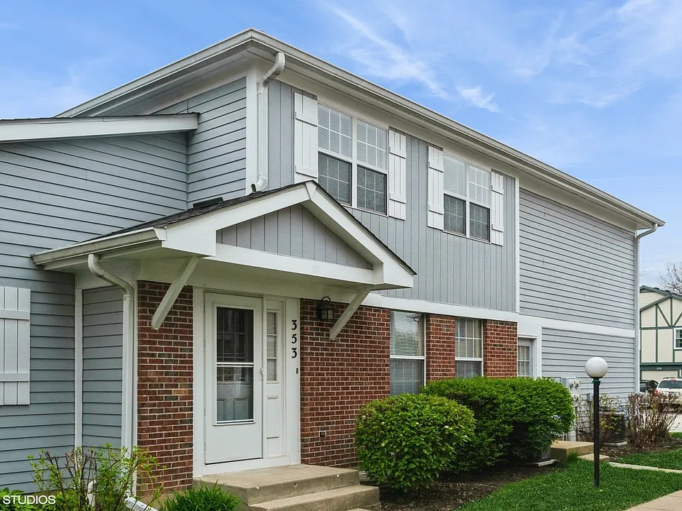 353 Ashwood Ct