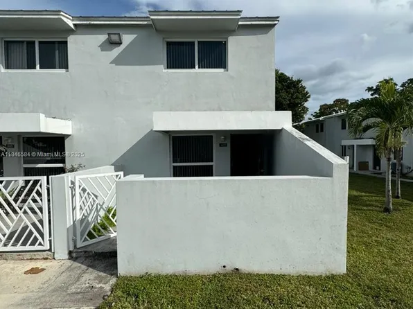 483 NW 19th St #362, Miami, FL 33136